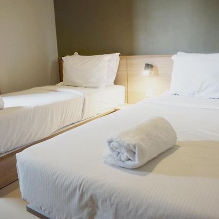 Kanna Stay Surabaya Eksteriør bilde